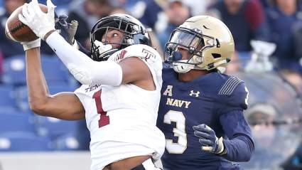 Senator’s Letter Pressures POTUS to Help Navy Star Finally Join Bucs