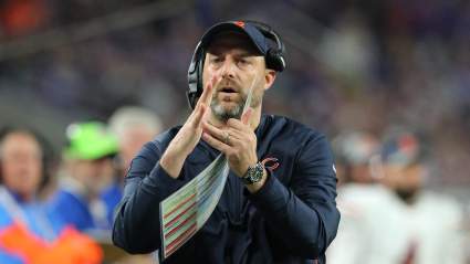 Raiders Poach DL From Bears Practice Squad: Report