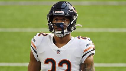 Bears’ David Montgomery Reacts to ‘Freakish’ QB Justin Fields