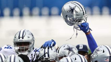 Cowboys Sign Defensive Lineman to 4-Year Contract