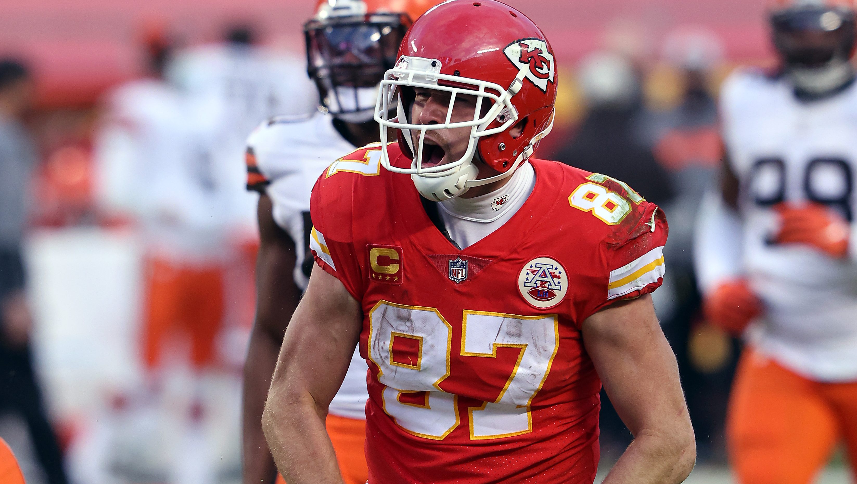 Chiefs Star Travis Kelce Drops Strong Statement on Browns