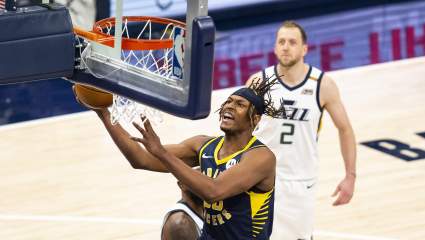 Knicks Interested in Adding Elite Rim Protector: Report