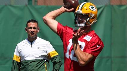 Packers Sign Ex-Patriots QB After Minicamp Tryout