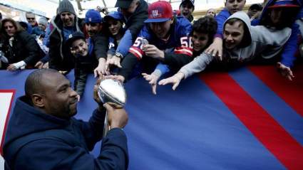 Teams Looking to Lure Giants Super Bowl Champ Out of Retirement: Report