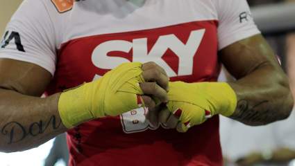 YouTuber Brawls With Ex-UFC Champ in Viral Video [WATCH]