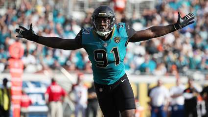 Yannick Ngakoue Offers Hint on Future With Raiders