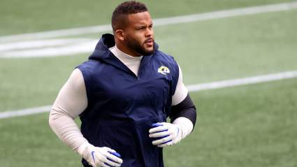 Aaron Donald Leads Summer Workout Session at Middle School Alma Mater
