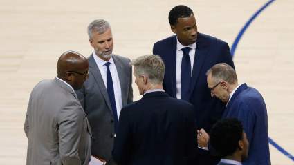 Longtime Warriors Assistant Coach Leaving Team: Report