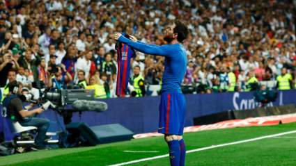 Messi Keeps Promise To Fan & Signs His Epic Tattoo [WATCH]