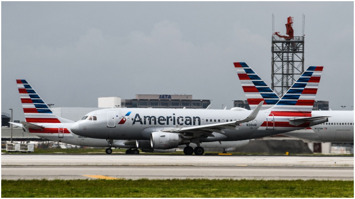 do you have to be vaccinated to fly american airlines