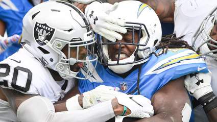 Former Raiders 2nd Round Pick Signs With Eagles: Report