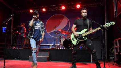 Multi-Platinum Country Star to Perform at Coke Zero Sugar 400