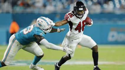 Falcons Add Two Free Agents, Cut RB