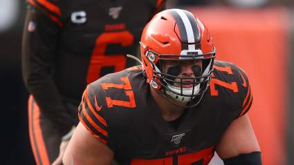 Browns Unlikely to Franchise Tag Offensive Lineman