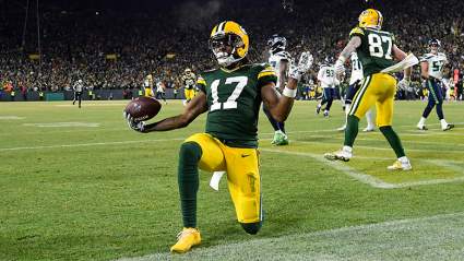 Davante Adams Sends Message to Raiders’ Derek Carr Amid Rumors