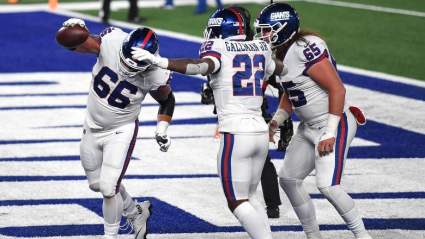 Giants Starter Carted off Field With Apparent Injury: Report