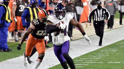Analyst Calls Out Key Ravens Pass Rusher Ahead of 2021 Season