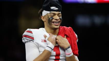 Justin Fields & Jordan Love Train With Deshaun Watson [WATCH]