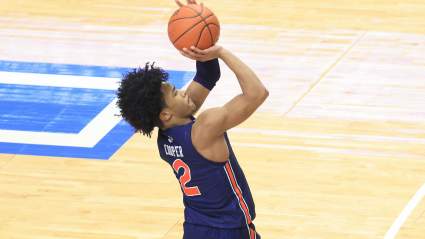 Clippers Land Shooter With ‘Disinterest in Defense’ in Latest Mock