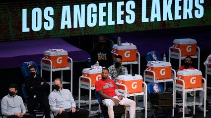 Disgruntled Superstar Eyeing 1 Team in Trade, Could Be Lakers: Report