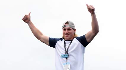 Patriots’ Gunner Olszewski Showcases Skills During NASCAR Rain Delay
