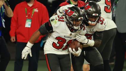 Bucs Get Key Players Back From Injury at Training Camp