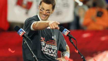 Hall-of-Fame Quarterback Says Tom Brady Fooled the NFL