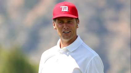 Tom Brady Uniquely Shows off Super Bowl Wins at The Match