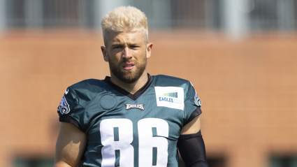 Eagles Rule 2 Starters Out vs. Cowboys, Zach Ertz Cleared