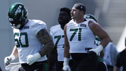 Jets Take Hits at Offensive Guard After ‘Nagging Injuries’ & Absences