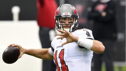 Lombardi Trophy Catcher Sends Message to Bucs Receivers