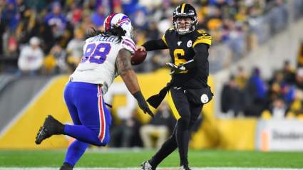 Rams Waive Beloved Ex-Steelers Quarterback: Report