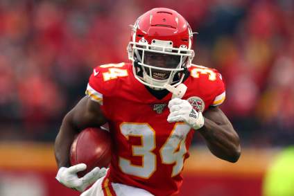 Chiefs Waive 2019 Draft Pick, Preseason Stud Amid Roster Cutdowns: Reports