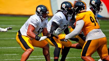 Steelers’ Mike Tomlin: ‘You Can Surmise’ Who Will Start at Center