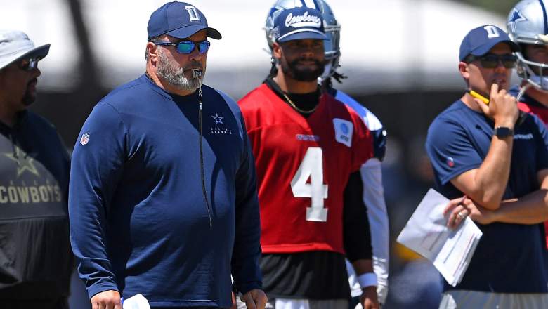 Cowboys coach Mike McCarthy with quarterback Dak Prescott