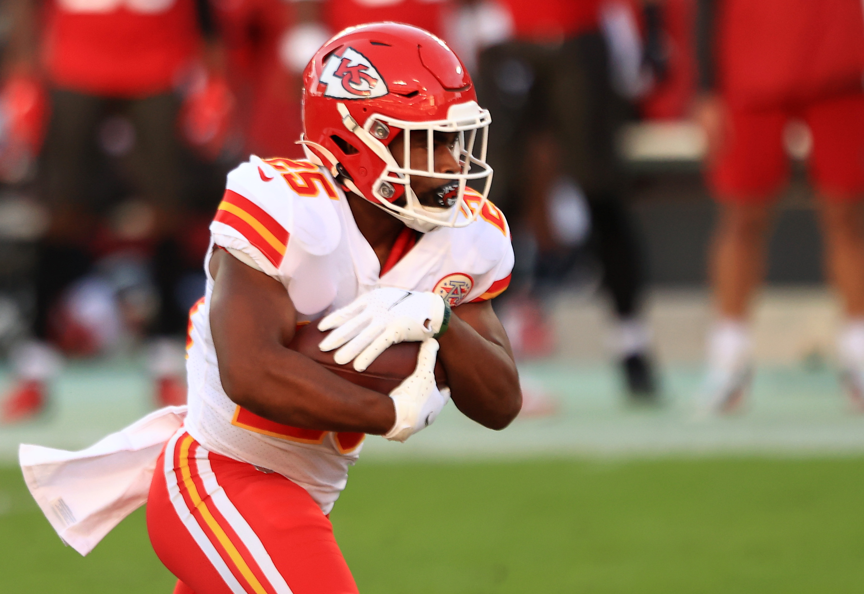 Chiefs RB Clyde Edwards-Helaire Details Offseason Surgery