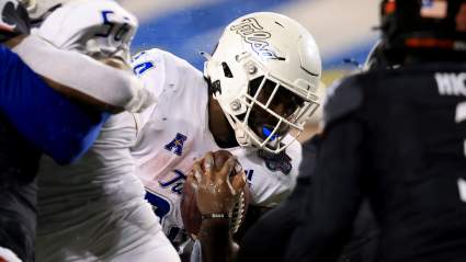 Browns Sign Former Tulsa Standout Running Back