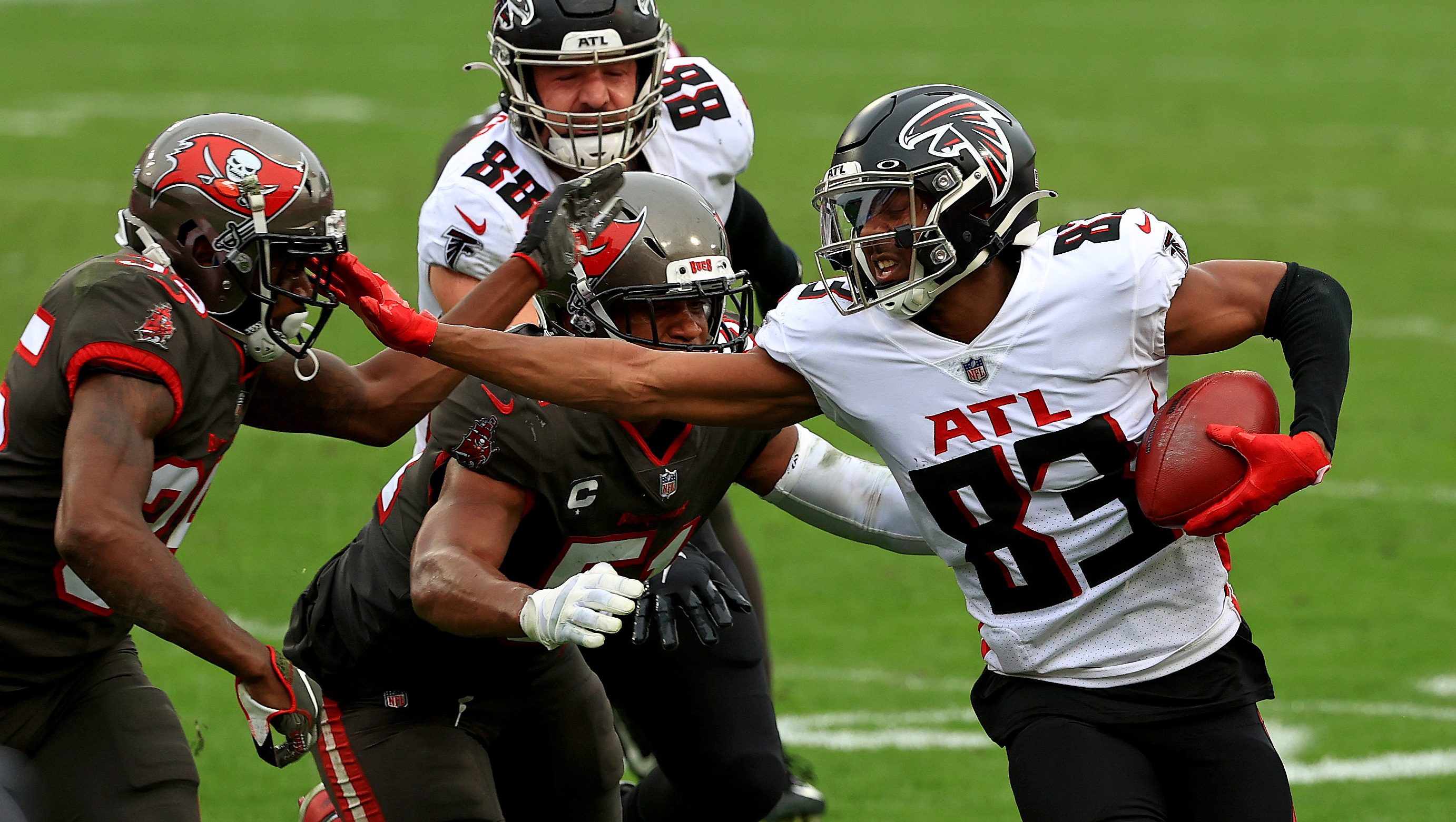 Best of mic'd up, 2022 AT&T Training Camp, Wired