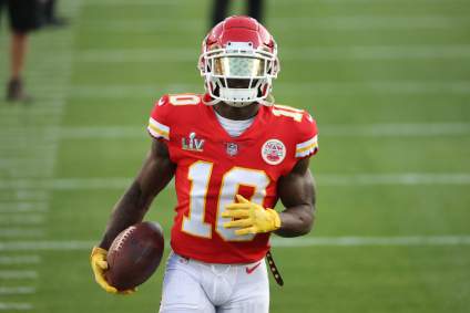 Chiefs’ Andy Reid Offers Injury Updates on Tyreek Hill, Clyde Edwards-Helaire