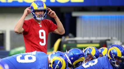 Rams QB Matthew Stafford Practices Through Thumb Injury [LOOK]