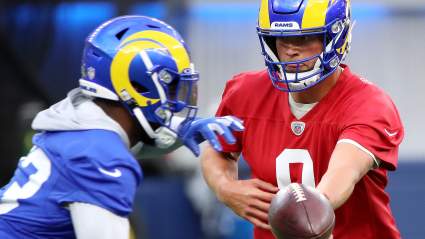 Report: Matthew Stafford Suffers Swollen Thumb, X-Rays Are Negative