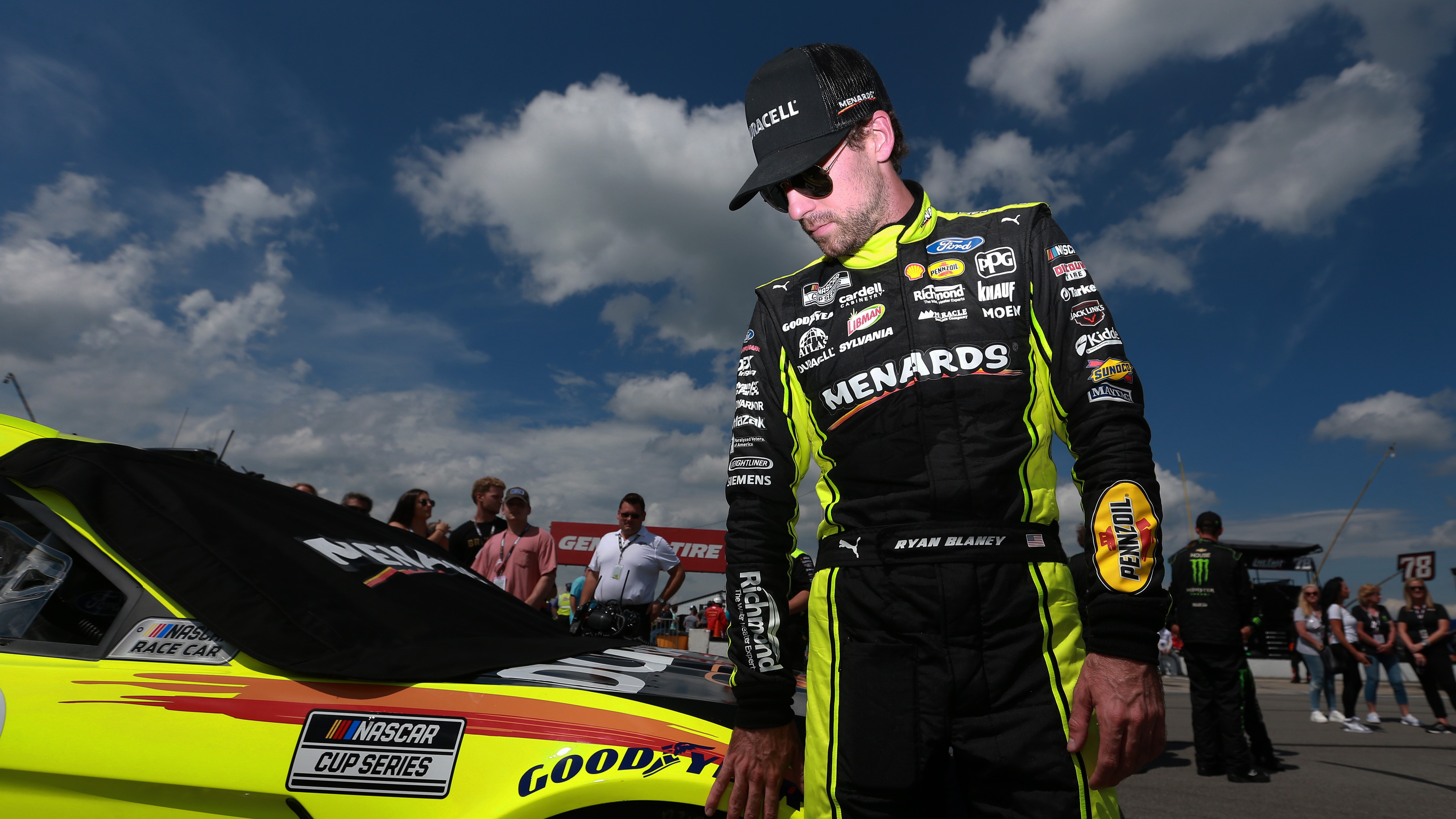 Ryan Blaney Continues Search for New Crew Chief
