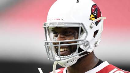 All-Pro Edge Rusher Among Jets’ Top Replacement Options for Carl Lawson