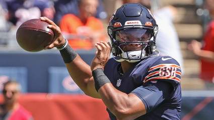 Twitter Reacts as Bears QB Justin Fields Scores First NFL TDs: [LOOK]