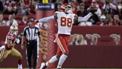 Fan-Favorite TE a TD Machine at Start of Chiefs Camp: Report