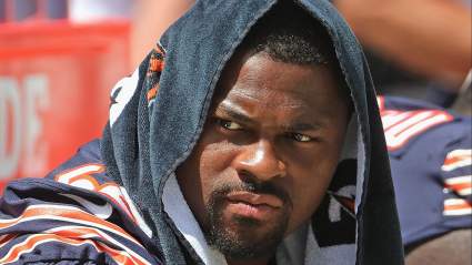 Khalil Mack Issues Challenge to Bears Defender: ‘It’s Up to Him’