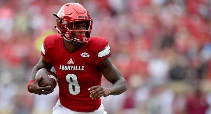 Lamar Jackson to Be Honored by College Team
