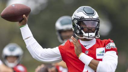 ‘In That Mode’: Jalen Hurts Fires Up Eagles on Bus Ride