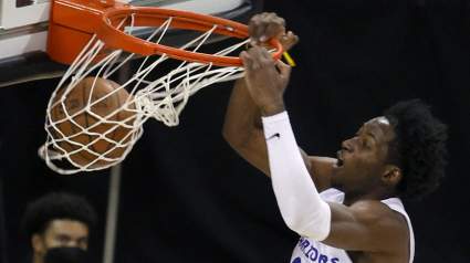 Warriors Veteran Visited Las Vegas to Build ‘Chemistry’ With Rookies