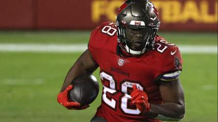 Leonard Fournette Reacts to Bucs Depth Chart Release